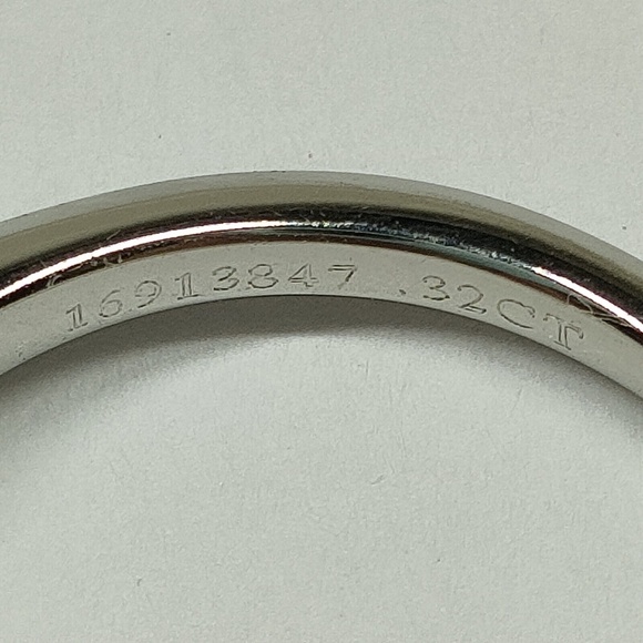 Tiffany and Co. Ring Solitaire Diamond 0.32ct Platinum 3711823 - Picture 5 of 7